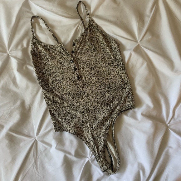 Amuse Society Bodysuit - Picture 1 of 5